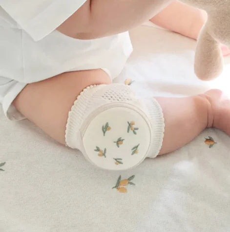 Crawl-Proof Cotton Knee Pads — Gentle Protection for Tiny Explorers