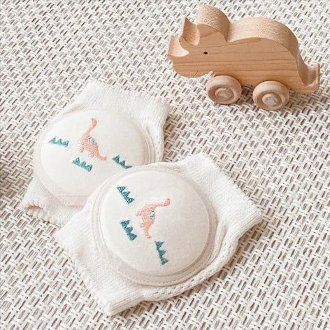 Crawl-Proof Cotton Knee Pads — Gentle Protection for Tiny Explorers