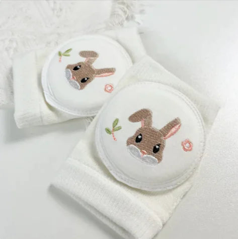Crawl-Proof Cotton Knee Pads — Gentle Protection for Tiny Explorers