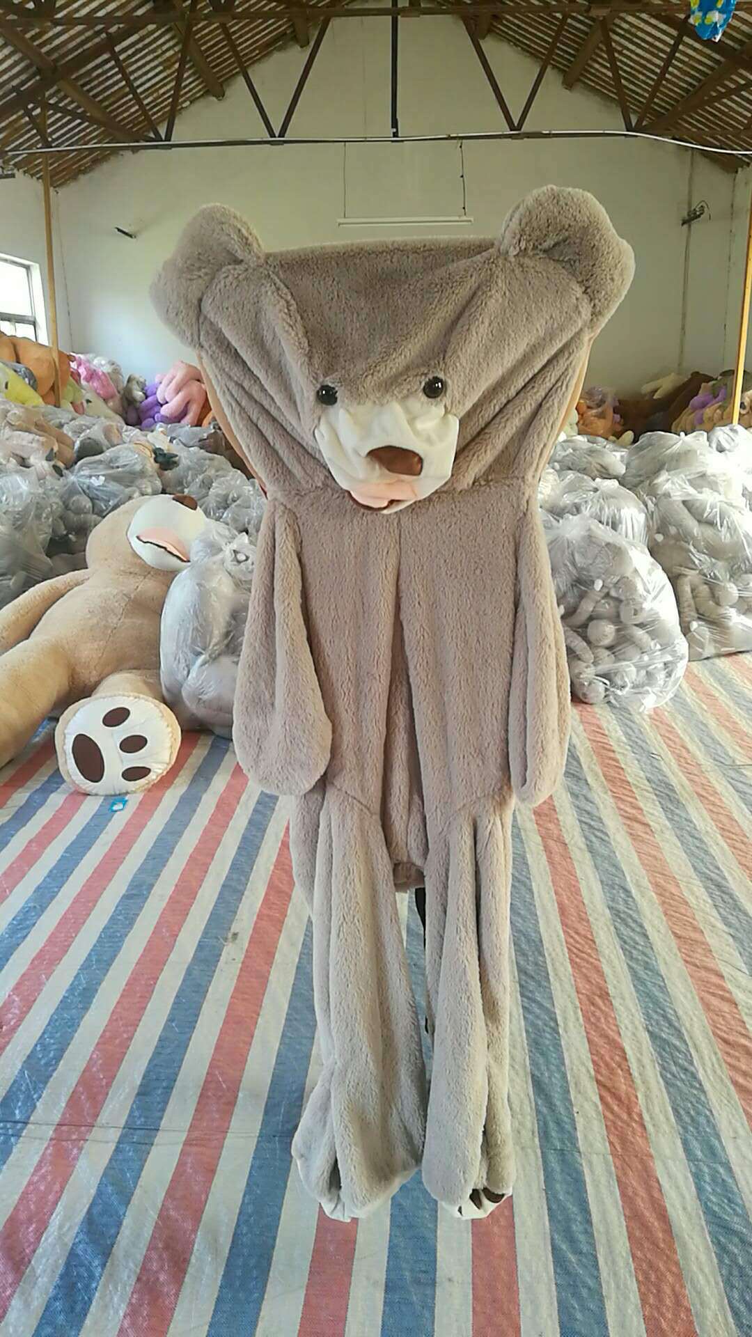 Giant Teddy Bear Plush Shell – Ultra-Large Stuffed Toy Cover (Fillable)